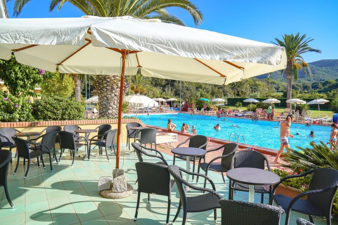 Hotel Le Acacie Capoliveri  Dış mekan fotoğraf